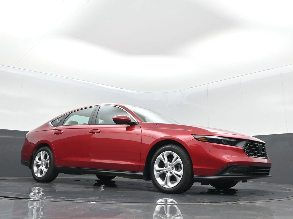 Certified 2025 Honda Accord LX image 26