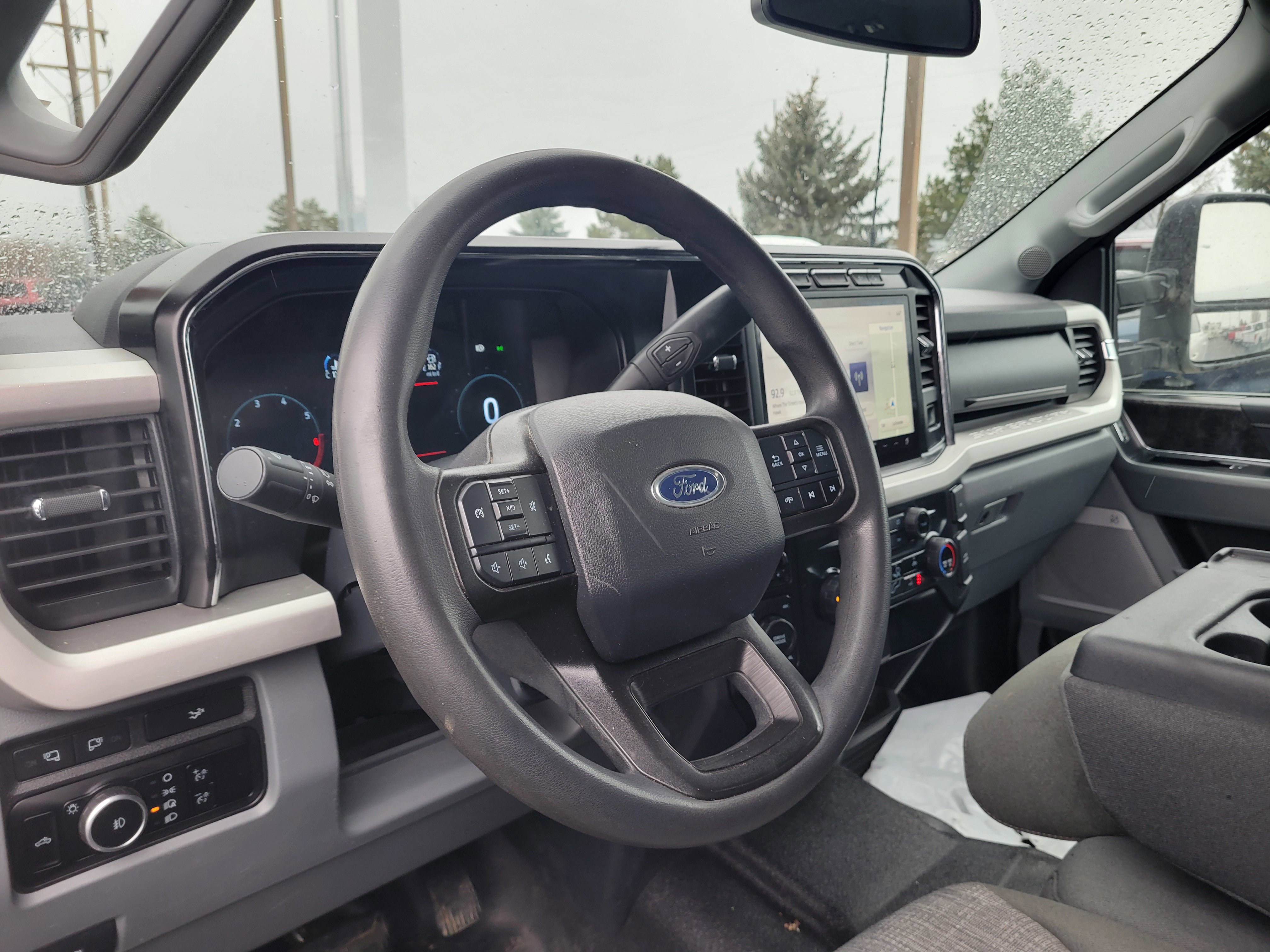 Used 2023 Ford F350 XLT w/ XLT Premium Package image 6