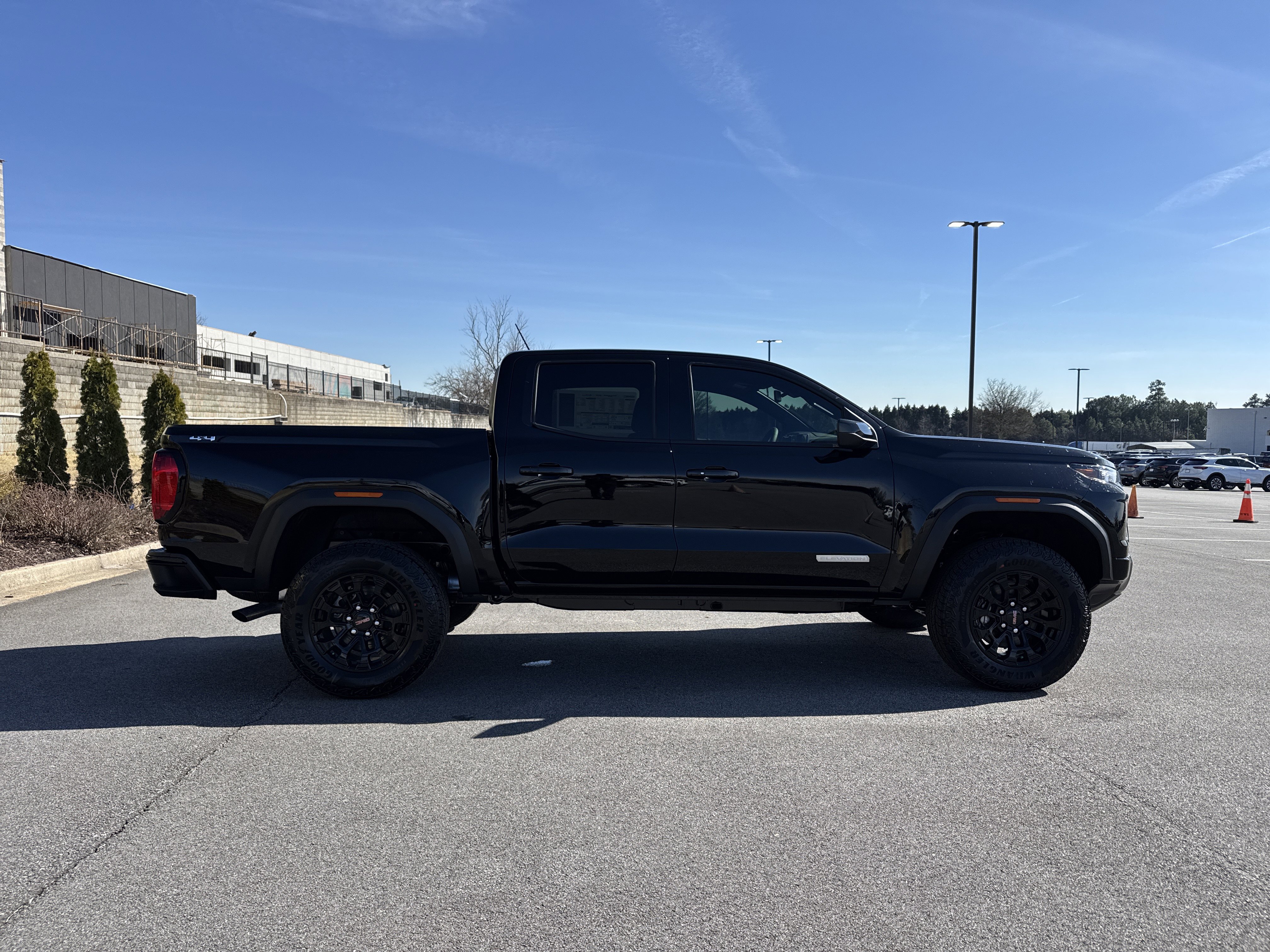 New 2026 GMC Canyon Elevation w/ Convenience Package image 11