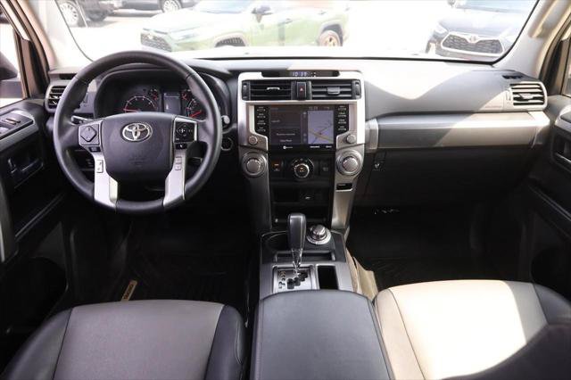 Certified 2022 Toyota 4Runner SR5 Premium w/ Moonroof Package AWD/4WD image 22