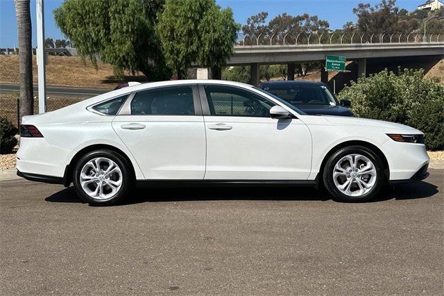 New 2025 Honda Accord LX image 4