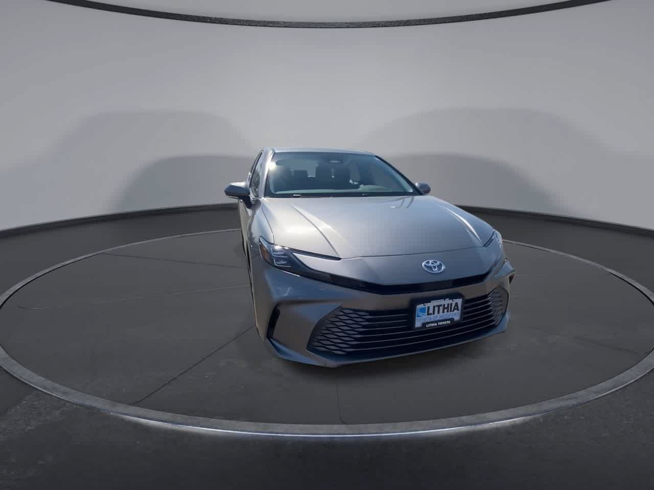 Certified 2025 Toyota Camry XLE FWD image 2