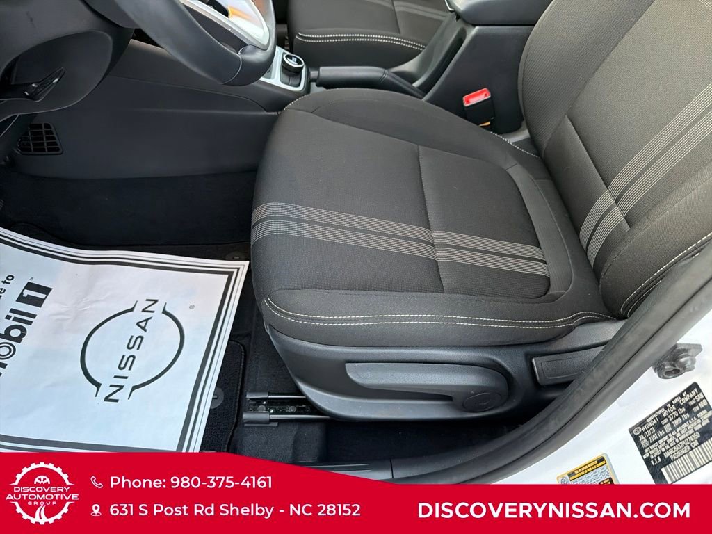 Used 2023 Hyundai Venue SEL image 13