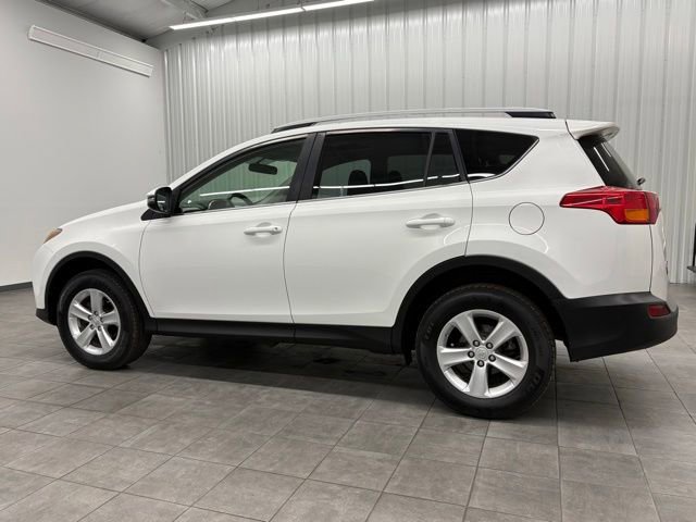 Used 2013 Toyota RAV4 XLE AWD/4WD image 7