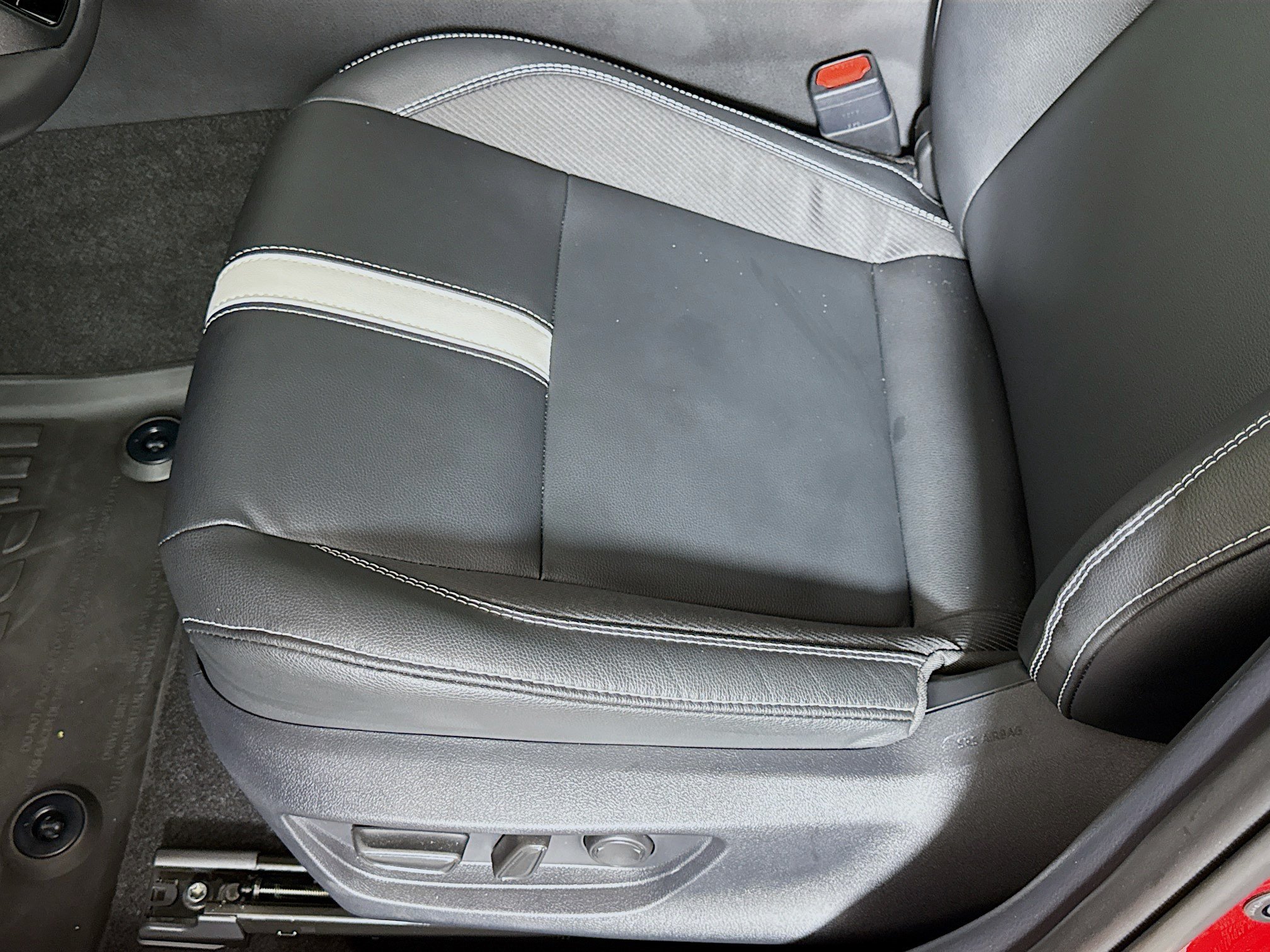 Certified 2026 Toyota Camry Hybrid FWD image 20