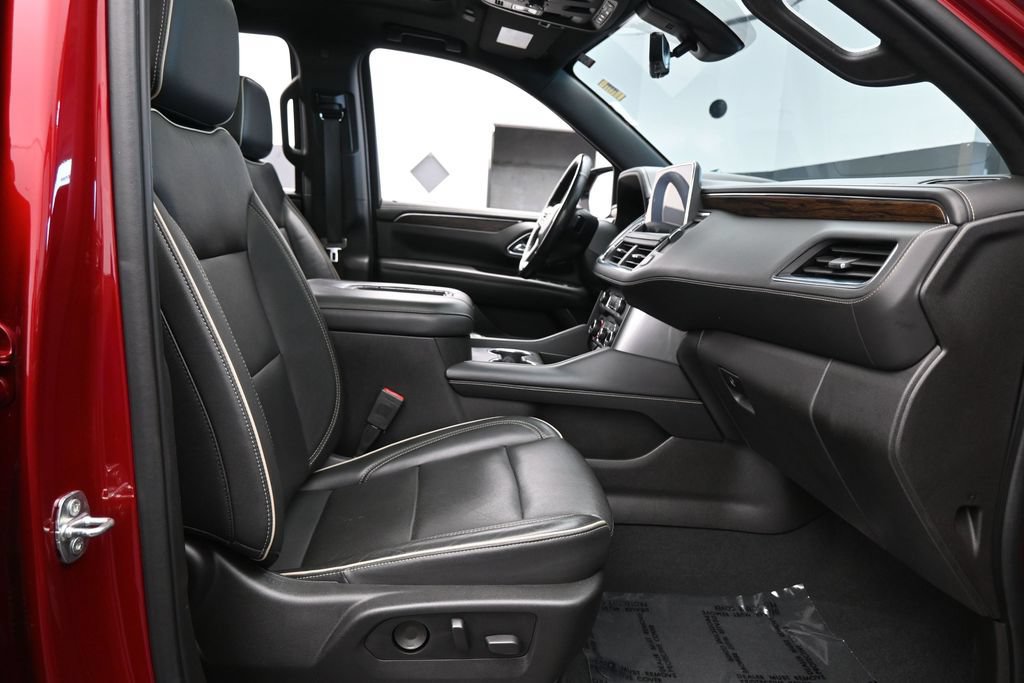 Used 2021 Chevrolet Tahoe Premier w/ Premium Package RWD image 58
