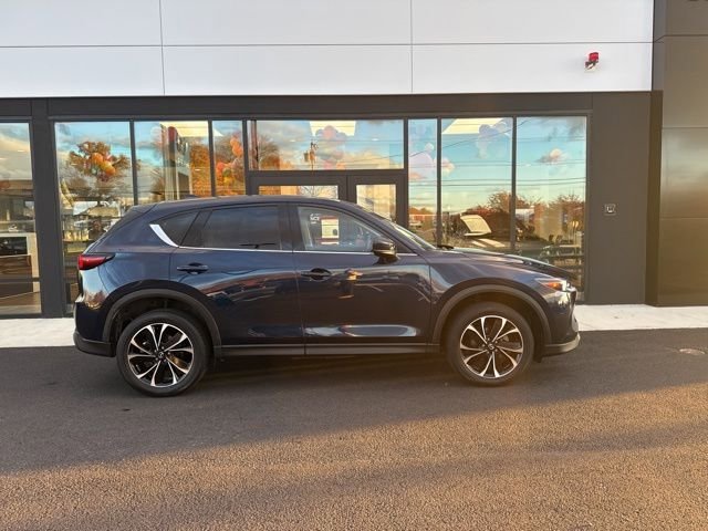 Used 2023 MAZDA CX-5 AWD 2.5 S w/ Premium Plus Pkg image 2