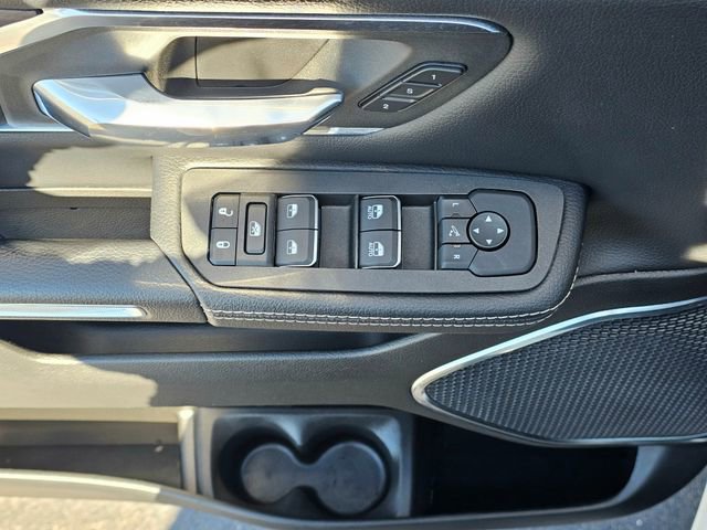 Used 2025 RAM 1500 Laramie w/ Sport Appearance Package AWD/4WD image 21