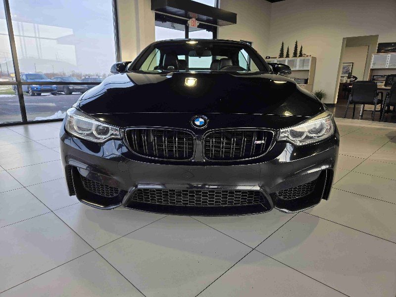 Used 2016 BMW M4 Convertible image 8