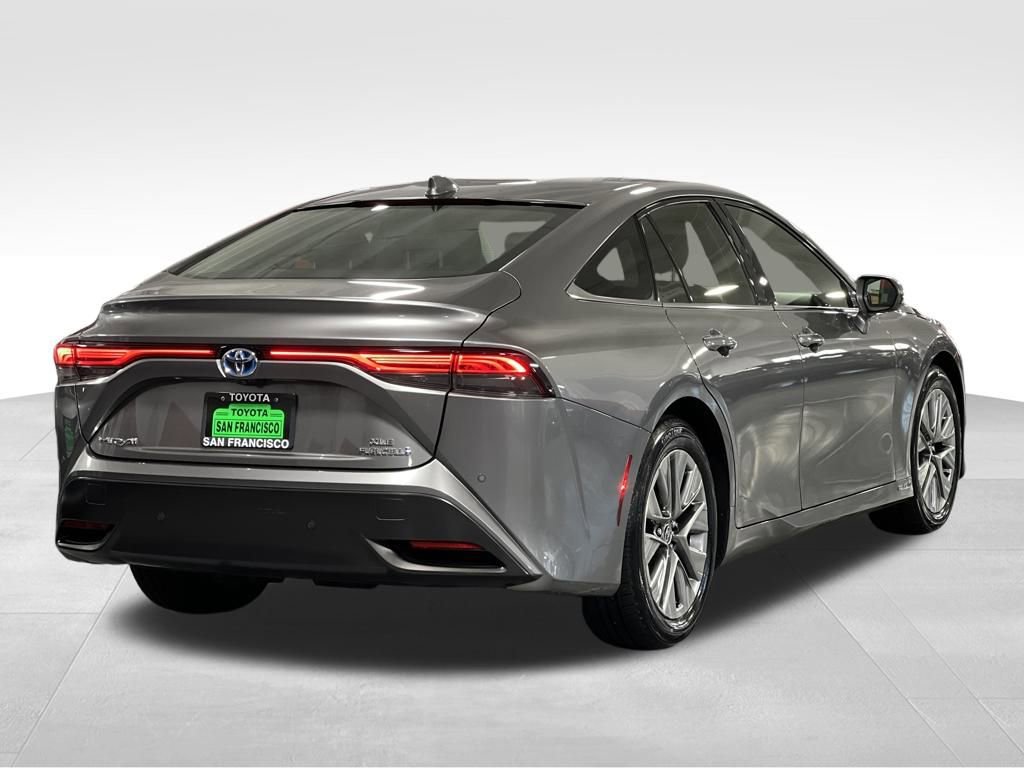 Certified 2022 Toyota Mirai XLE image 5