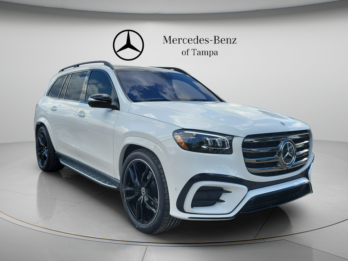 New 2026 Mercedes-Benz GLS 580 4MATIC image 4