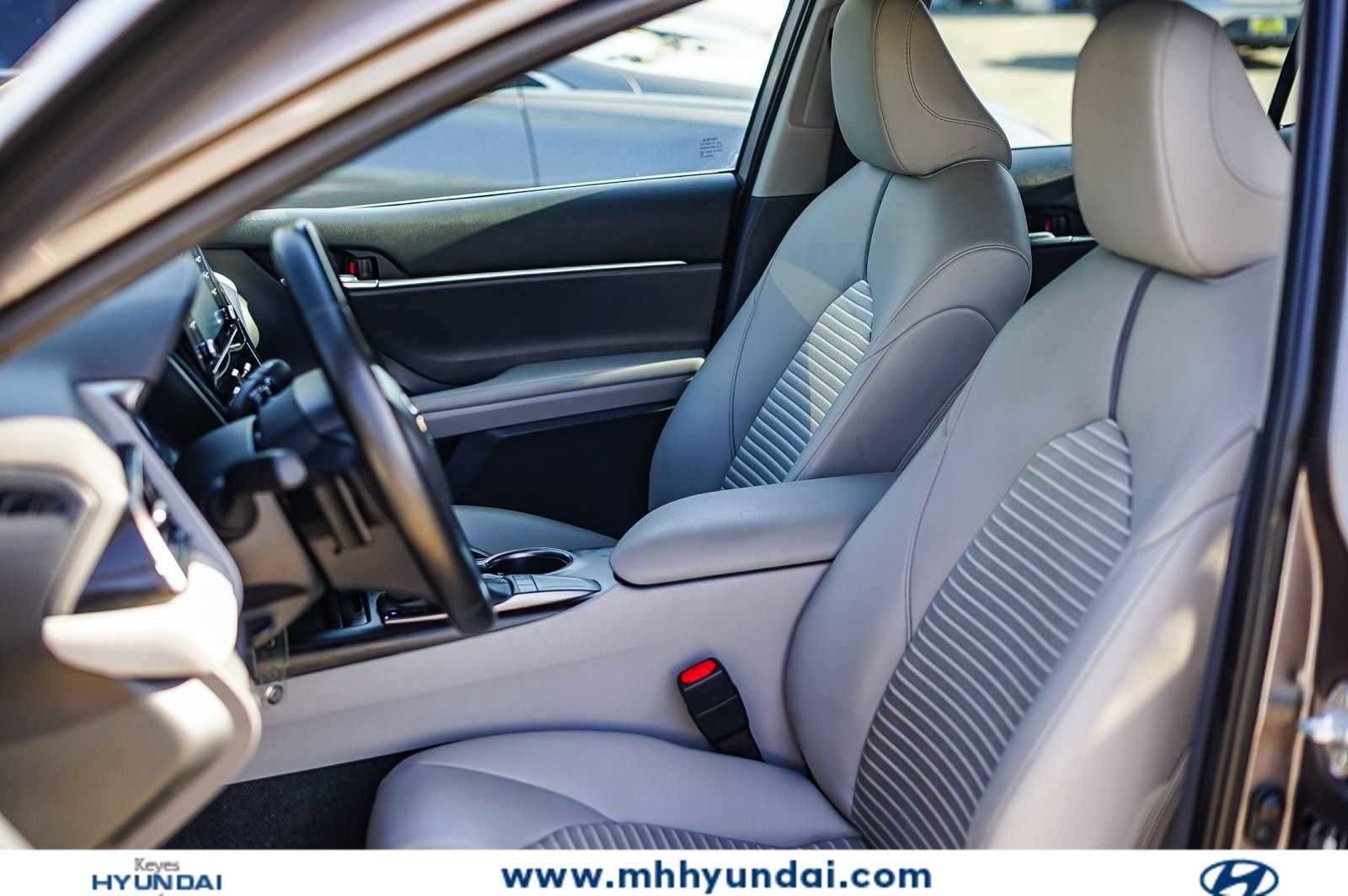 Used 2023 Toyota Camry SE FWD image 17