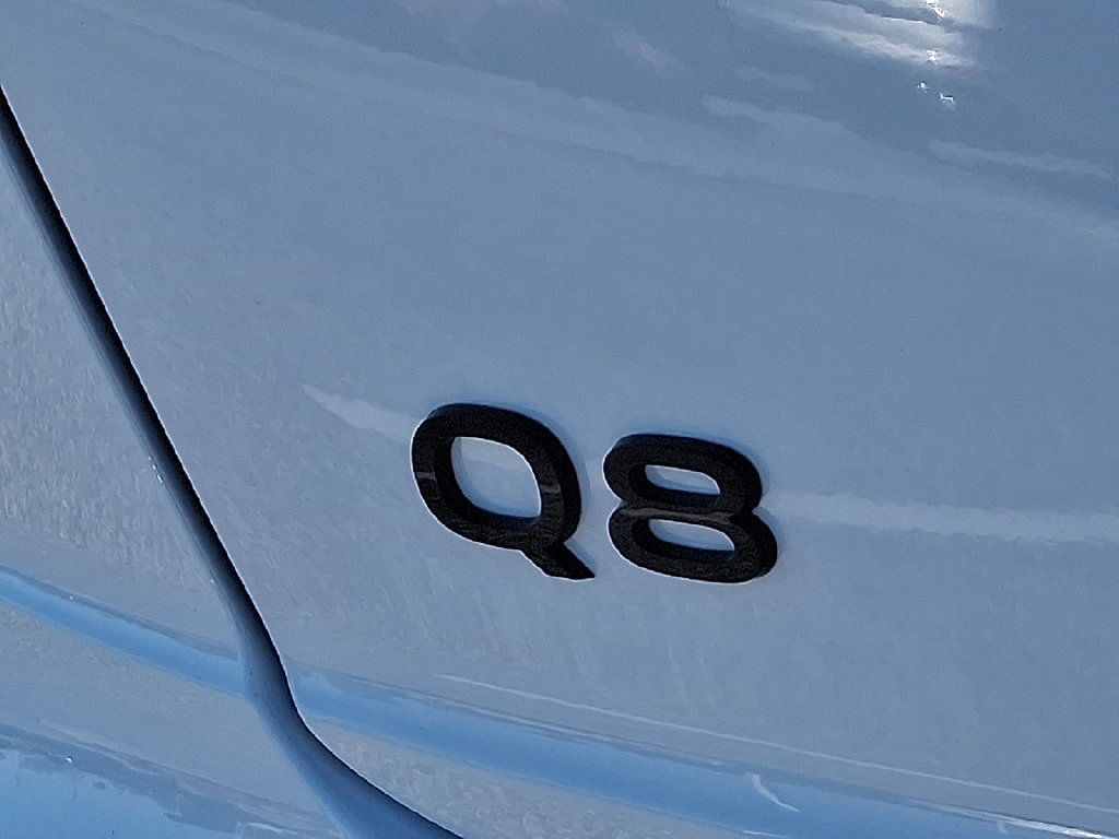 Used 2026 Audi Q8 Premium Plus w/ Premium Plus Package AWD/4WD image 11