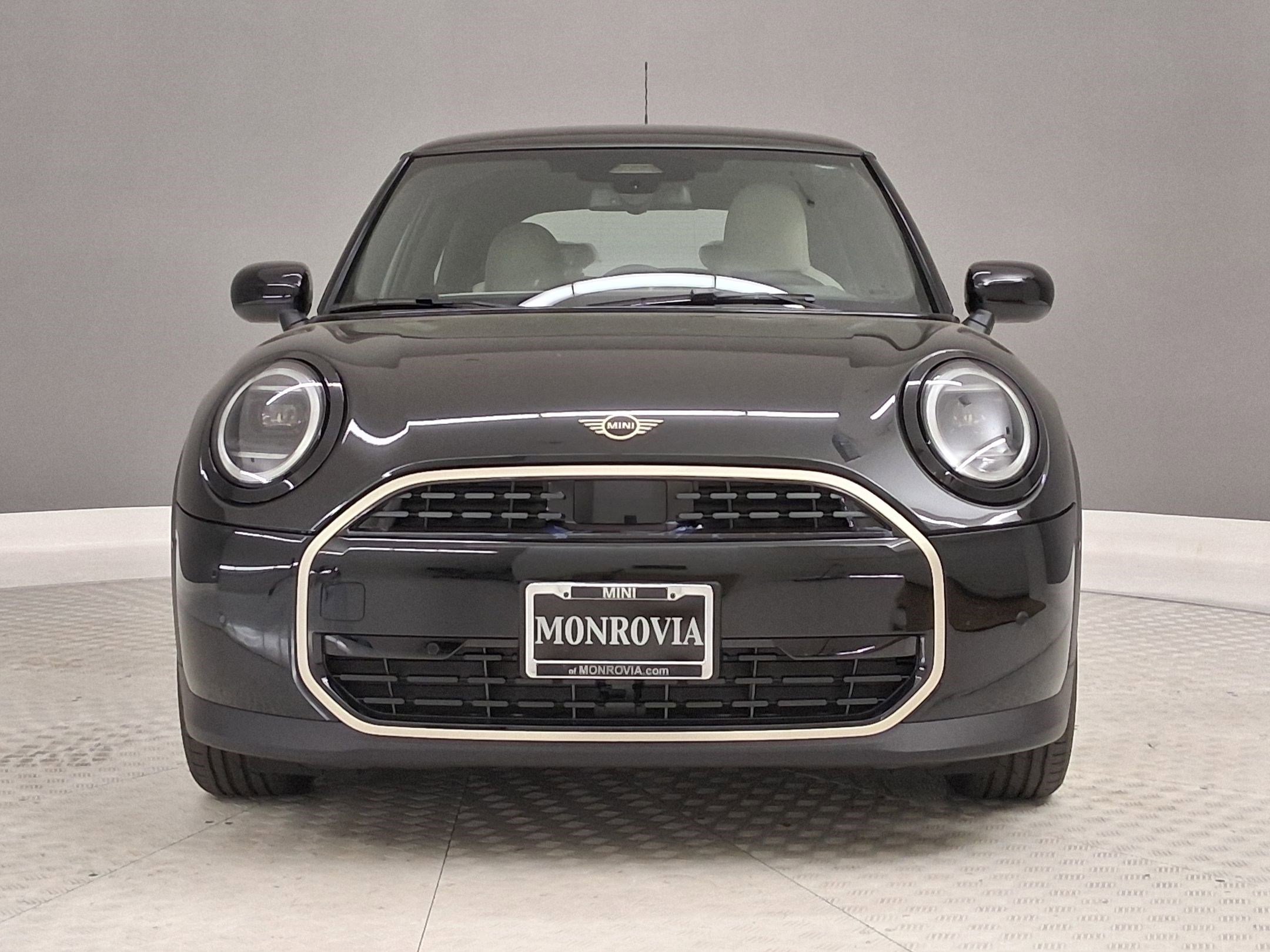 New 2026 MINI Cooper 2-Door Hardtop image 4