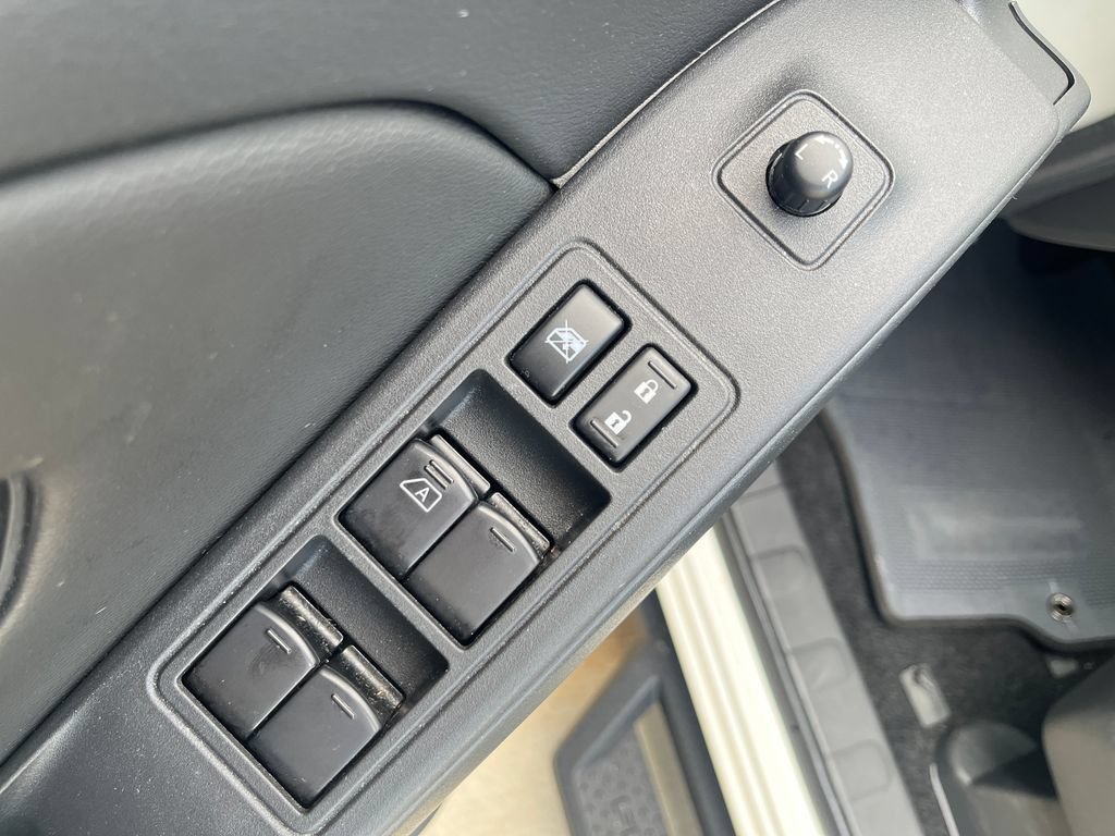 Certified 2025 Nissan Frontier Pro-X RWD image 15
