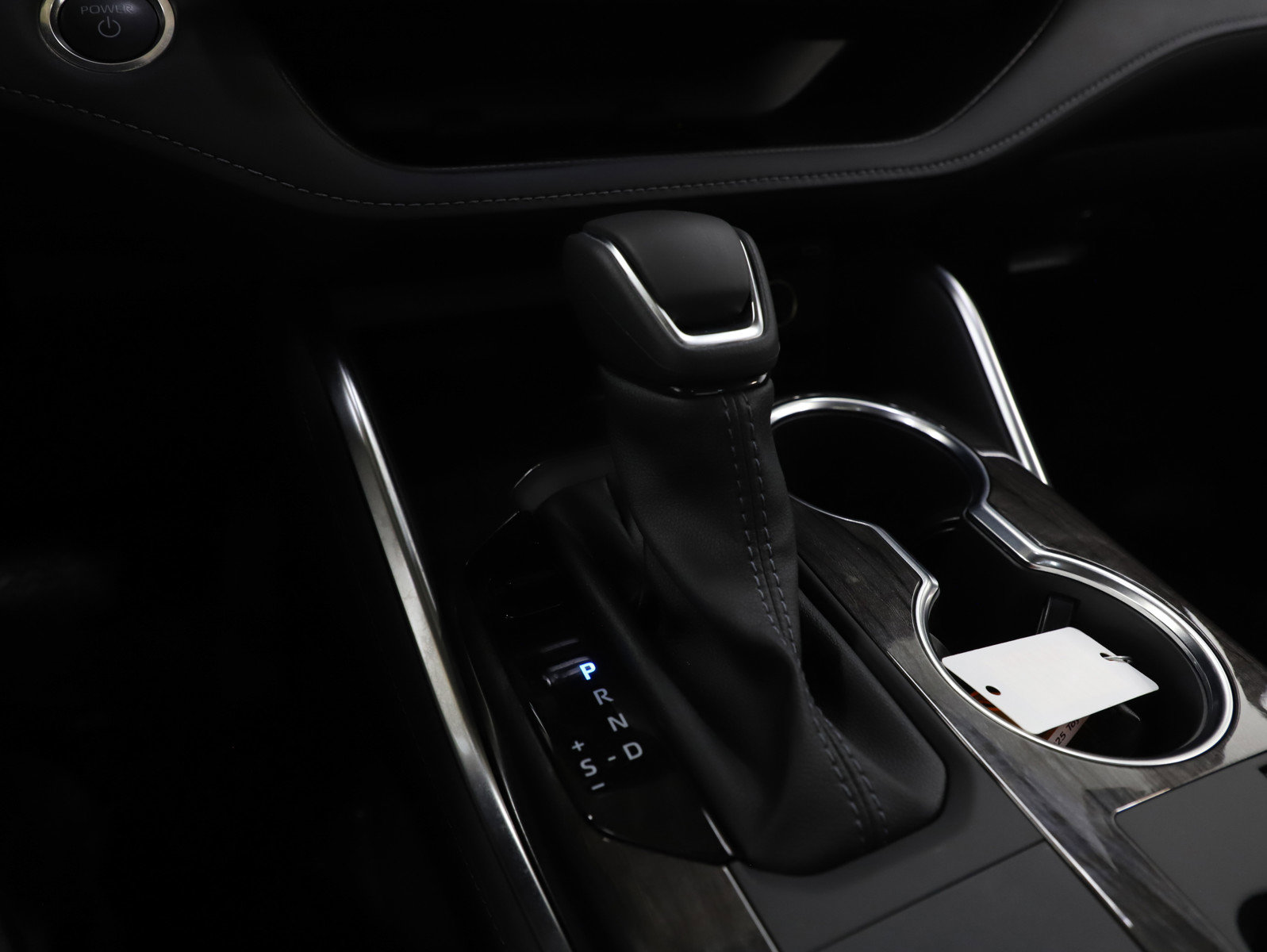 Used 2025 Toyota Highlander Platinum image 26