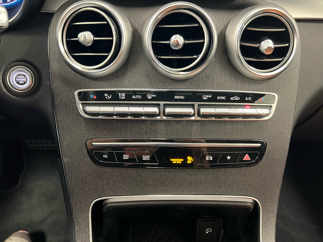 Used 2021 Mercedes-Benz GLC 300 4MATIC Coupe image 21