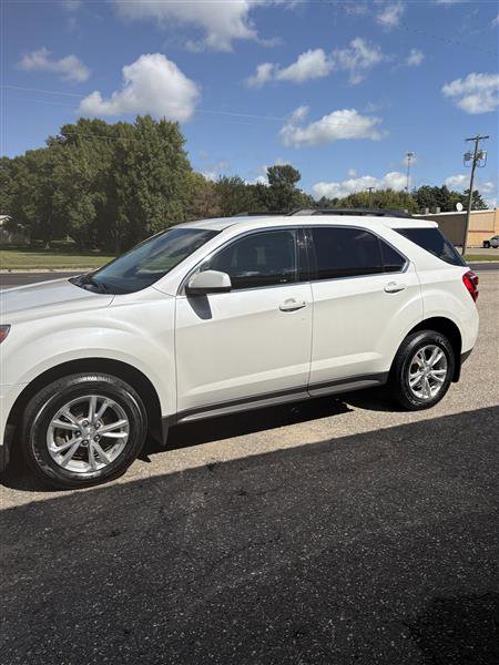Used 2017 Chevrolet Equinox LT w/ Convenience Package image 13