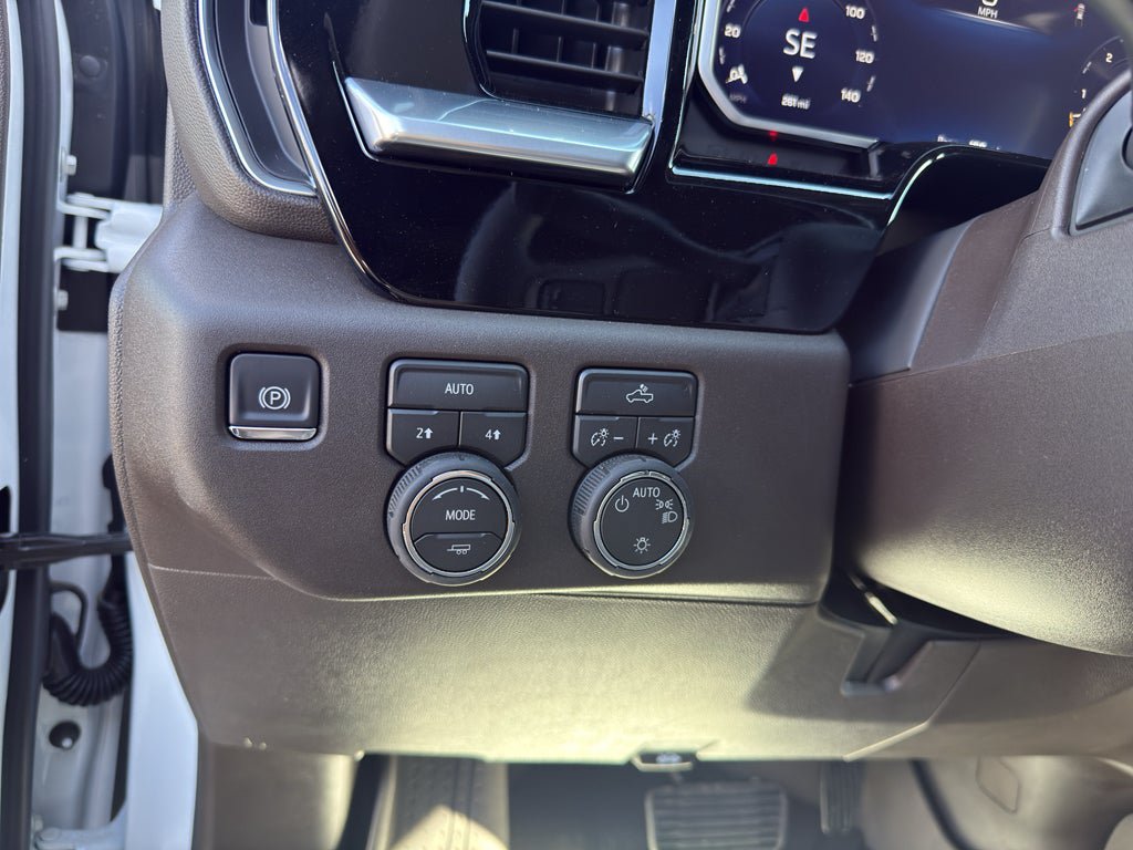 New 2026 Chevrolet Silverado 1500 LT w/ Max Trailering Package AWD/4WD image 18