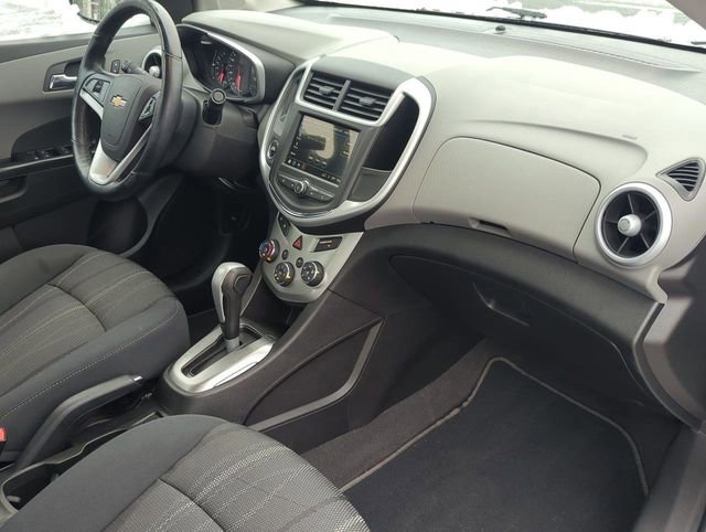 Used 2019 Chevrolet Sonic LT w/ Convenience Package image 28