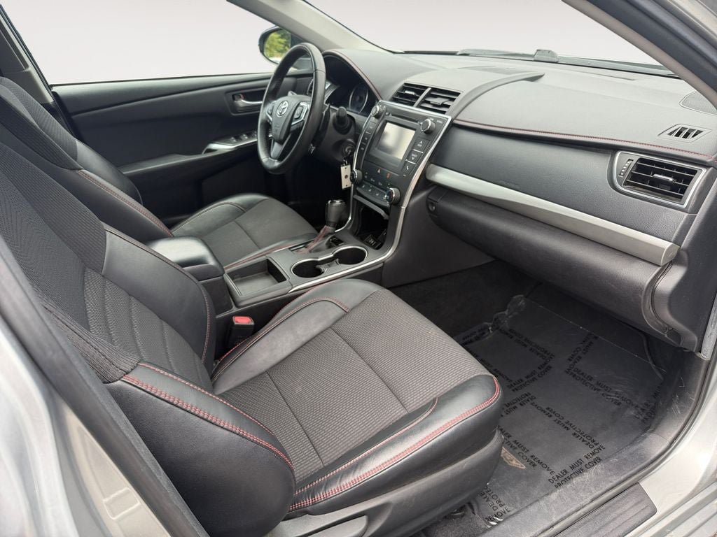 Used 2017 Toyota Camry SE FWD image 26