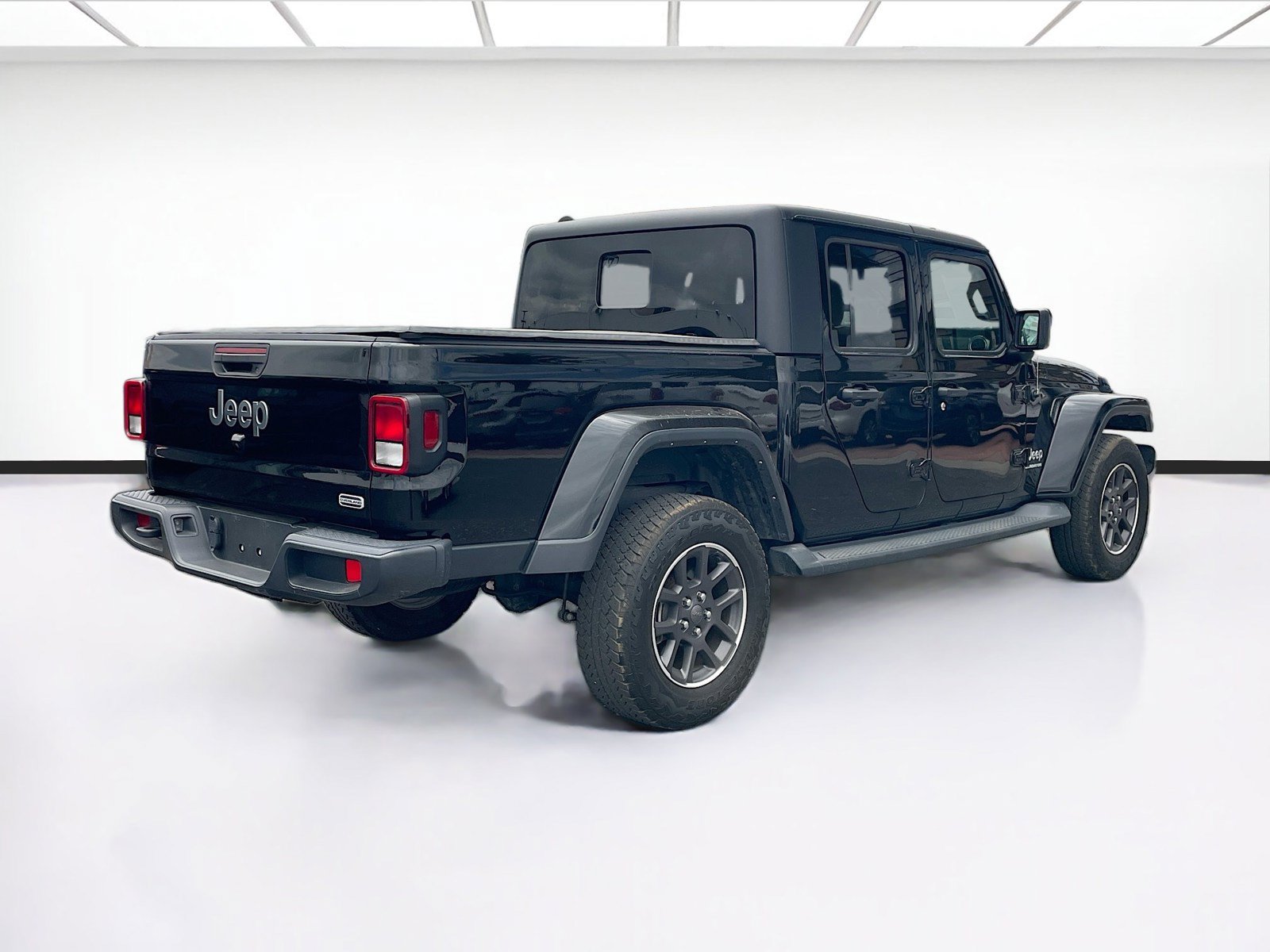 Used 2023 Jeep Gladiator Overland AWD/4WD image 4