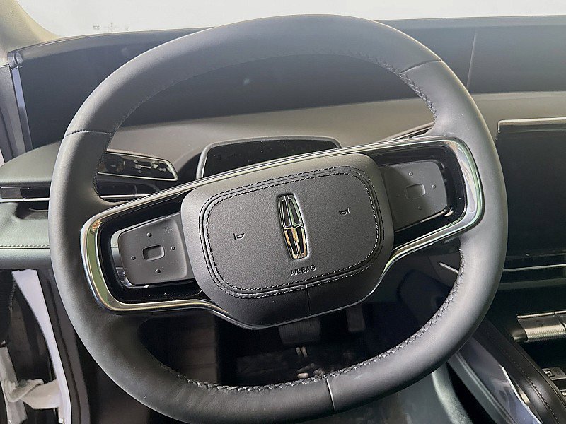 New 2026 Lincoln Nautilus Reserve w/ Jet Appearance Package image 12