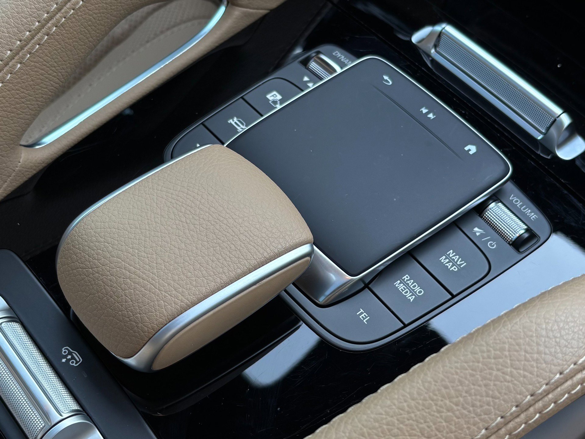 Used 2024 Mercedes-Benz GLS 580 4MATIC image 50