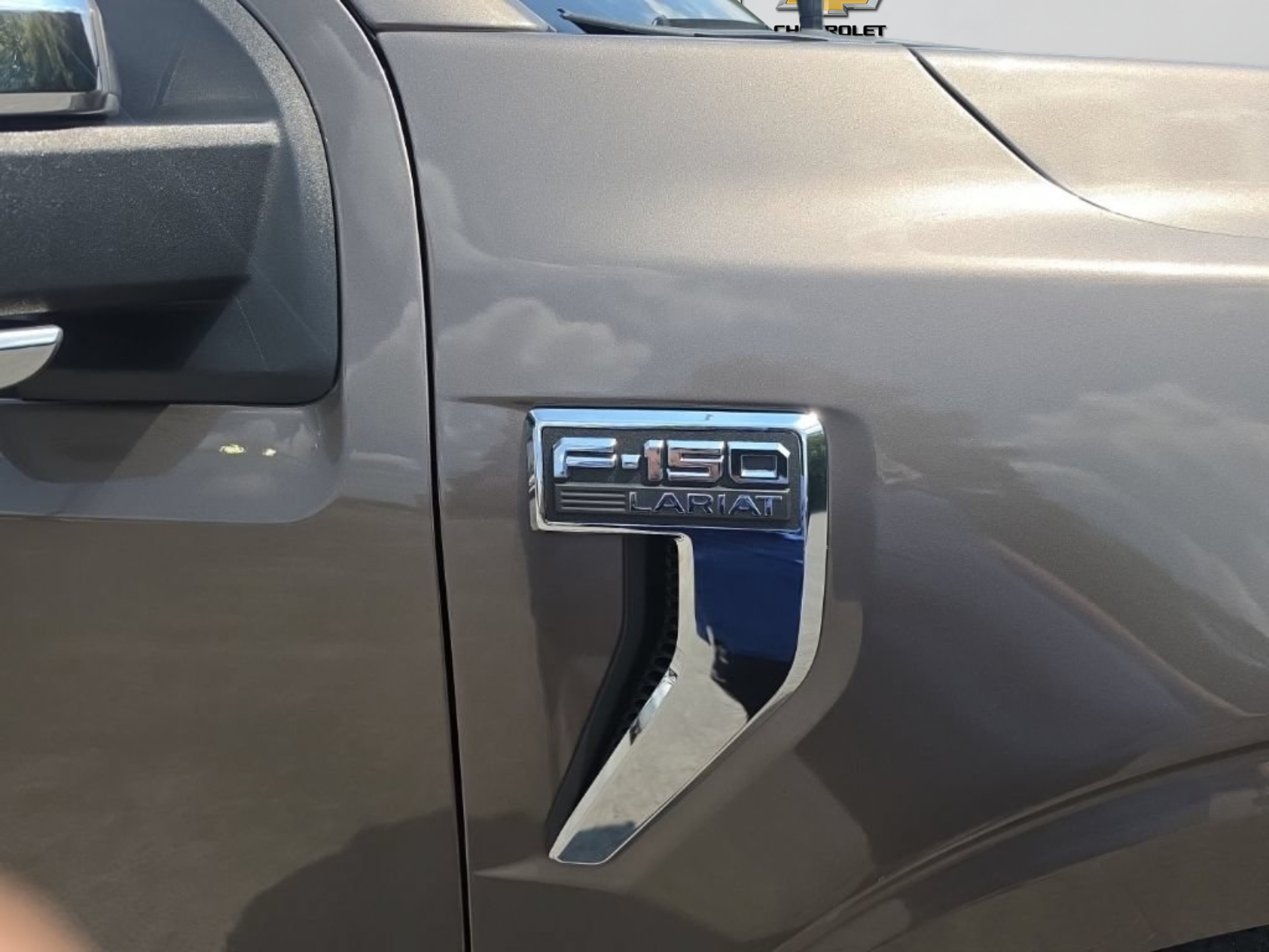 Used 2022 Ford F150 Lariat w/ Equipment Group 502A High AWD/4WD image 17