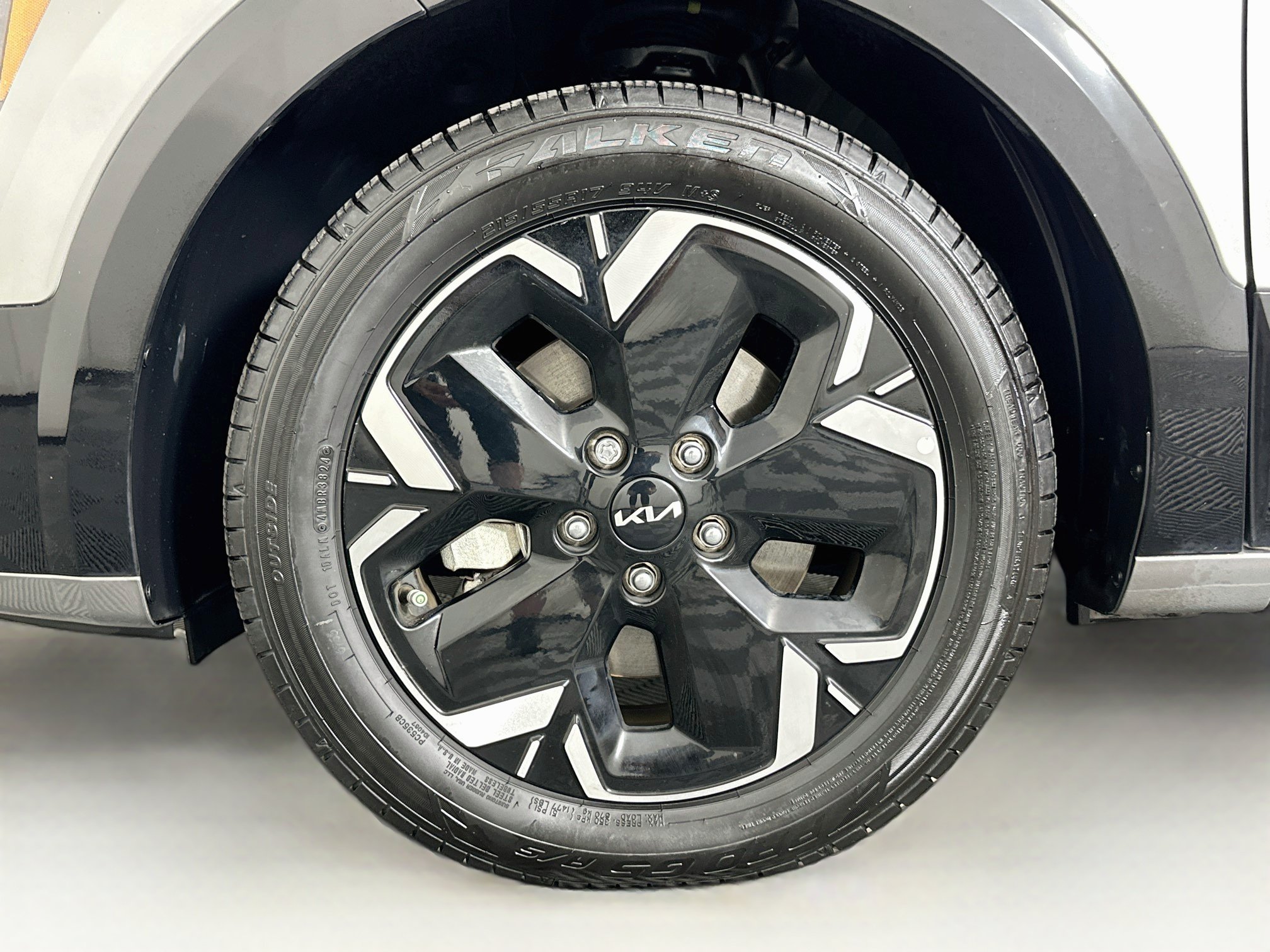 Used 2023 Kia Niro Wind FWD image 11