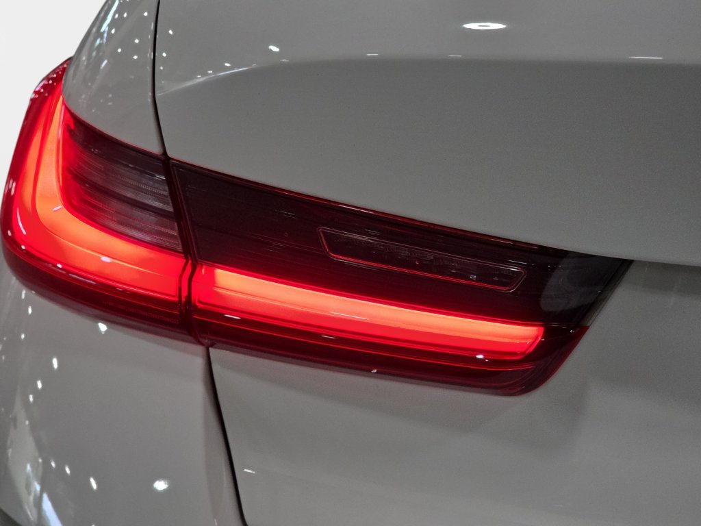 Certified 2023 BMW 330i Sedan w/ Driving Assistance Package RWD image 24
