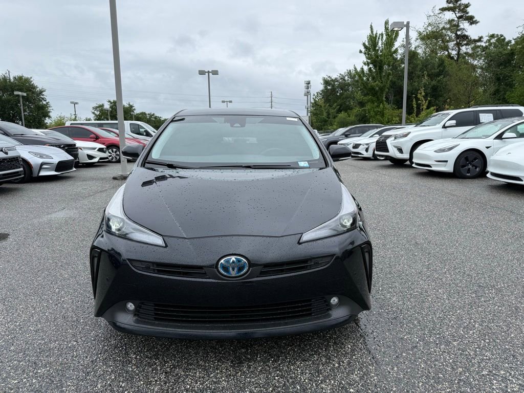 Used 2022 Toyota Prius FWD image 2