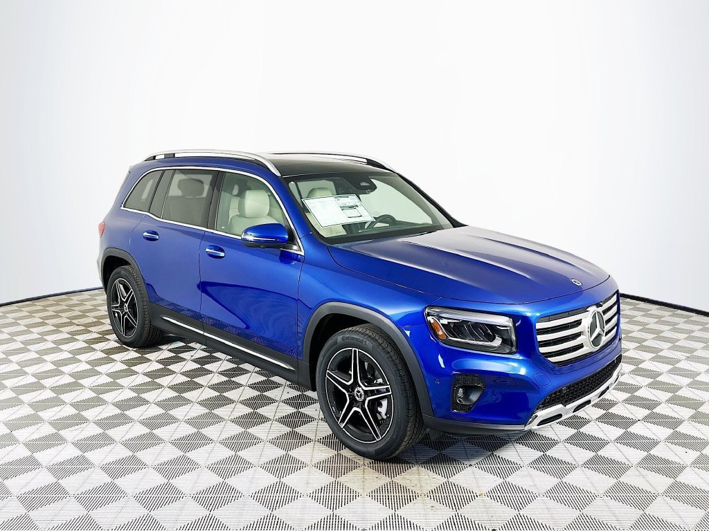 Used 2026 Mercedes-Benz GLB 250 image 1
