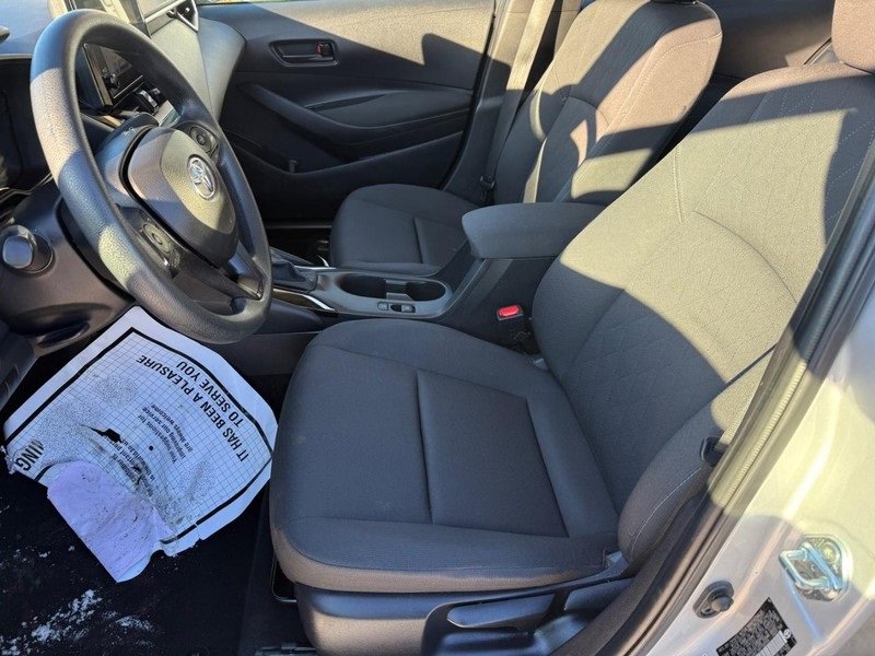 Used 2024 Toyota Corolla LE image 17