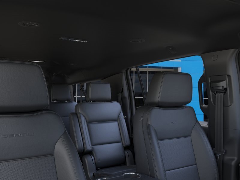 New 2025 GMC Yukon XL Denali image 24