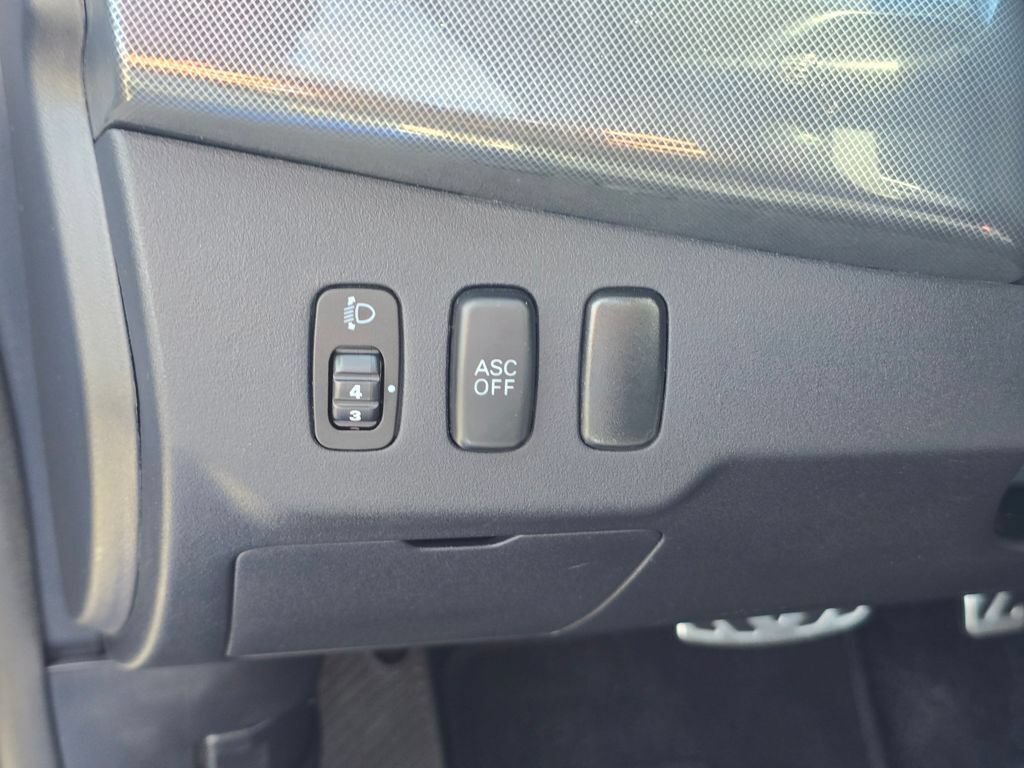 Used 2010 Mitsubishi Lancer Evolution SE AWD/4WD image 23