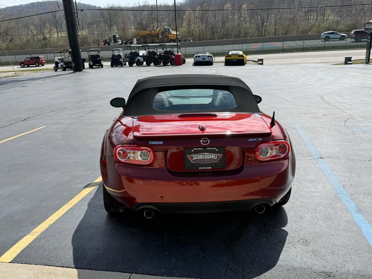 Used 2009 MAZDA MX-5 Miata Grand Touring w/ Premium Pkg image 4