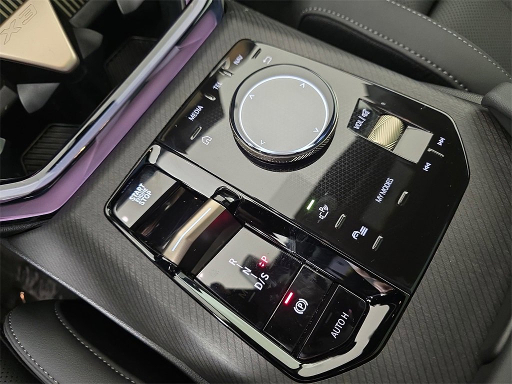 Used 2025 BMW X3 xDrive30i w/ Premium Package image 27