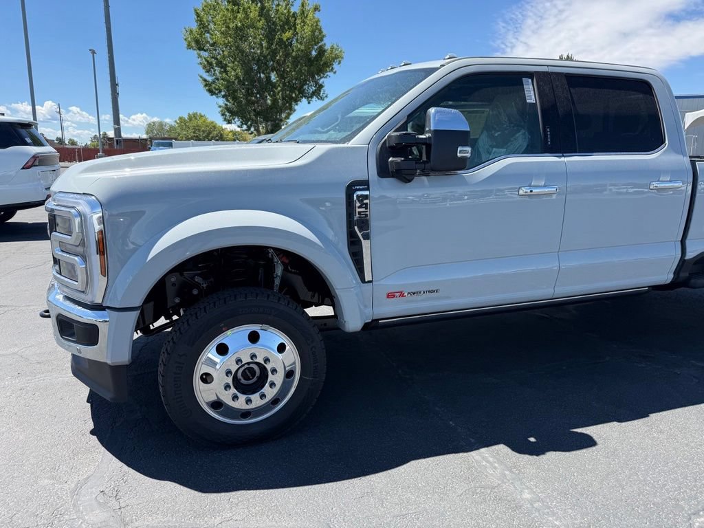Used 2023 Ford F550 4x4 Crew Cab Super Duty w/ XL Chrome Package image 8
