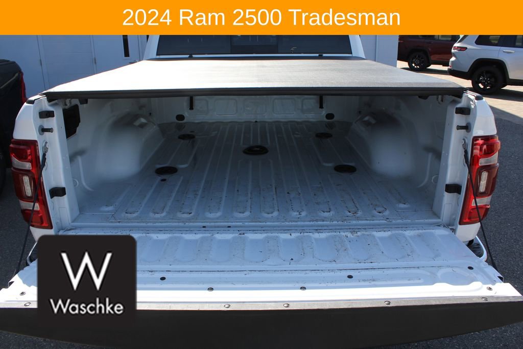 Used 2024 RAM 2500 Tradesman w/ Chrome Appearance Group AWD/4WD image 20
