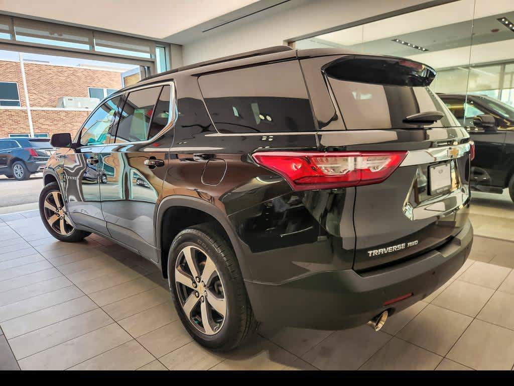Used 2021 Chevrolet Traverse LT w/ LT Premium Package AWD/4WD image 8