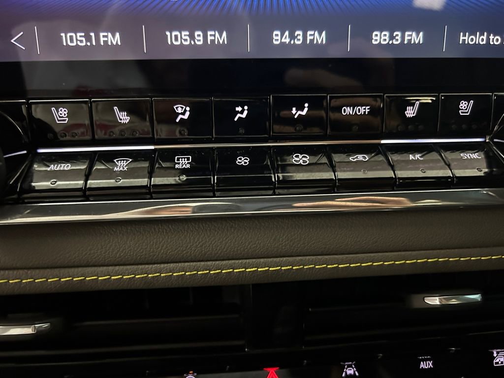 Used 2024 Chevrolet Colorado ZR2 w/ ZR2 Convenience Package III image 30