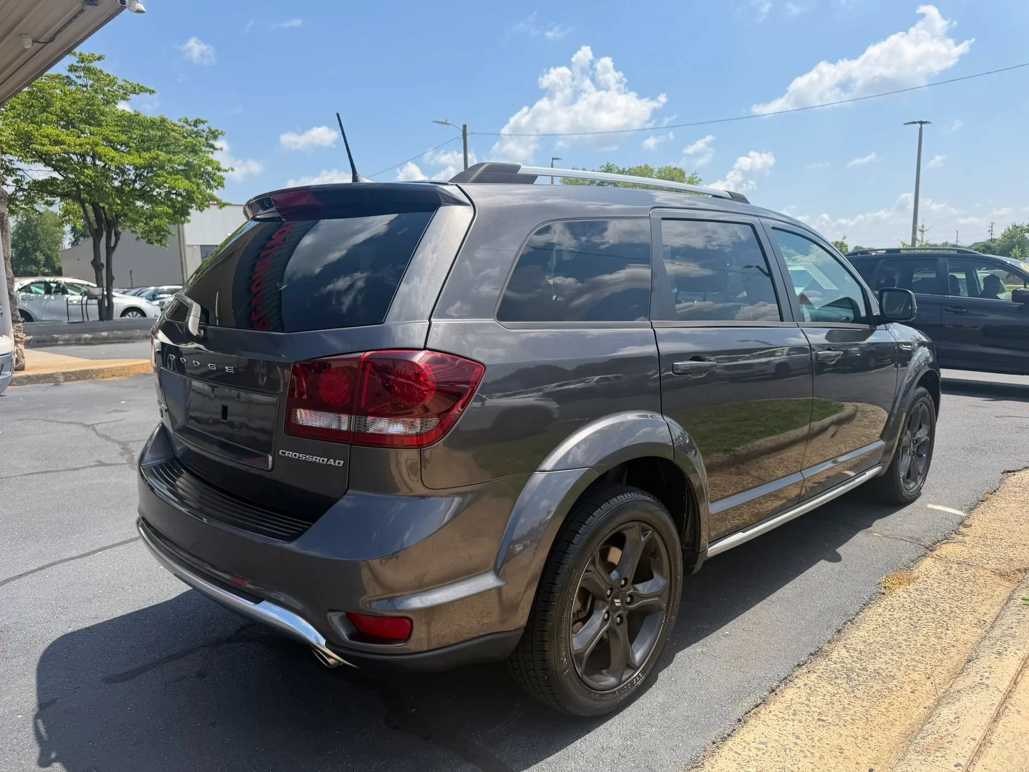 Used 2018 Dodge Journey Crossroad AWD/4WD image 7