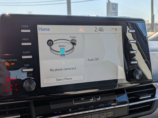 Certified 2024 Toyota Sienna LE image 26
