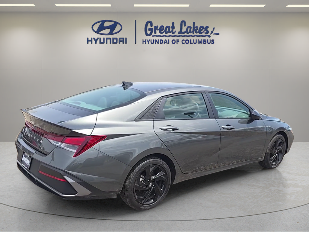 Certified 2026 Hyundai Elantra Sport FWD image 5