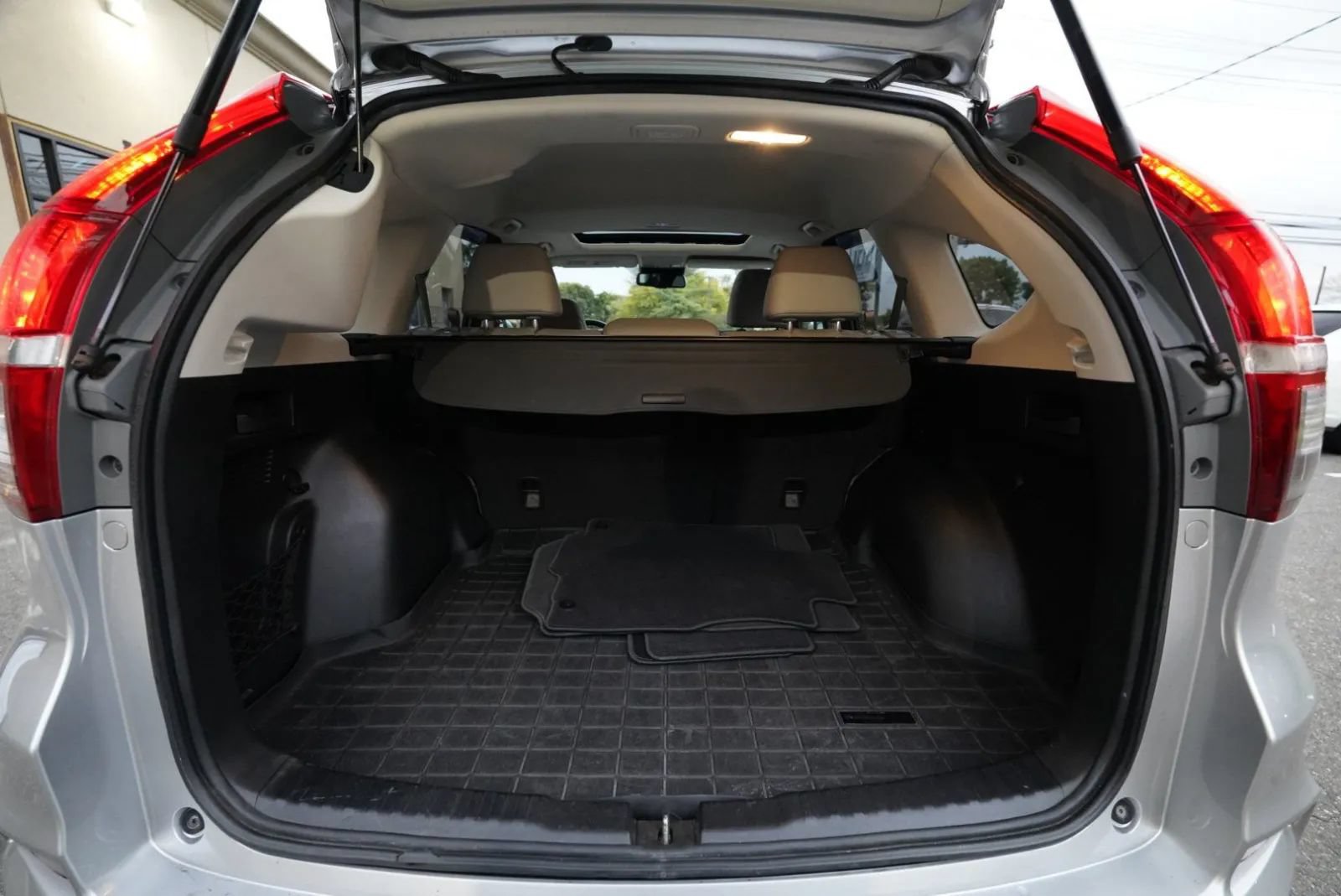 Used 2016 Honda CR-V Touring image 33