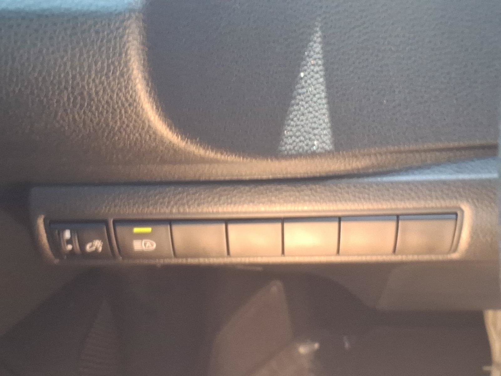 Certified 2020 Toyota Corolla LE FWD image 20