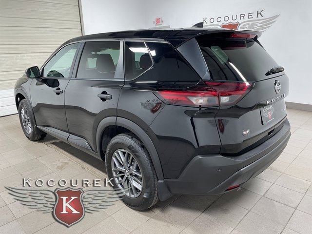 Used 2021 Nissan Rogue S image 4