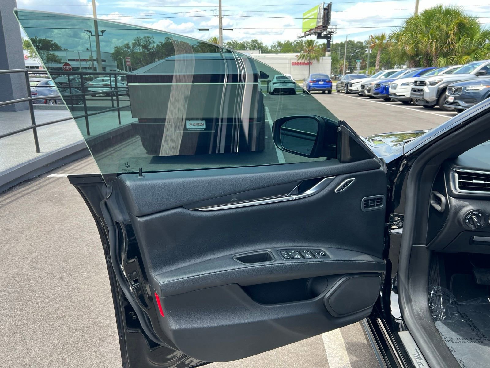 Used 2019 Maserati Ghibli RWD image 25