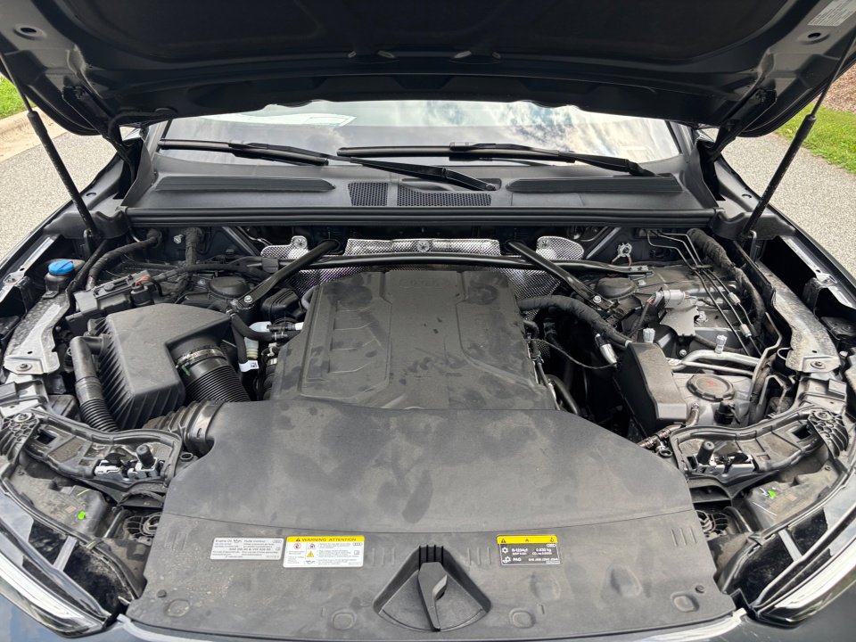 New 2025 Audi Q5 Premium Plus image 16